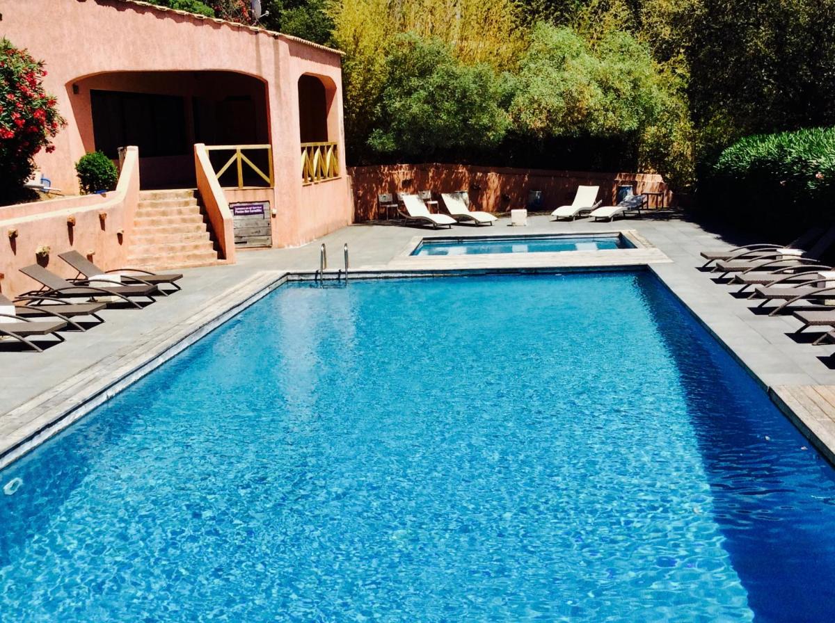 Hotel Les Hauts de Porto-Vecchio - Housity