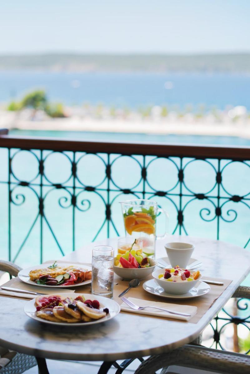 Karalis City Hotel - Housity