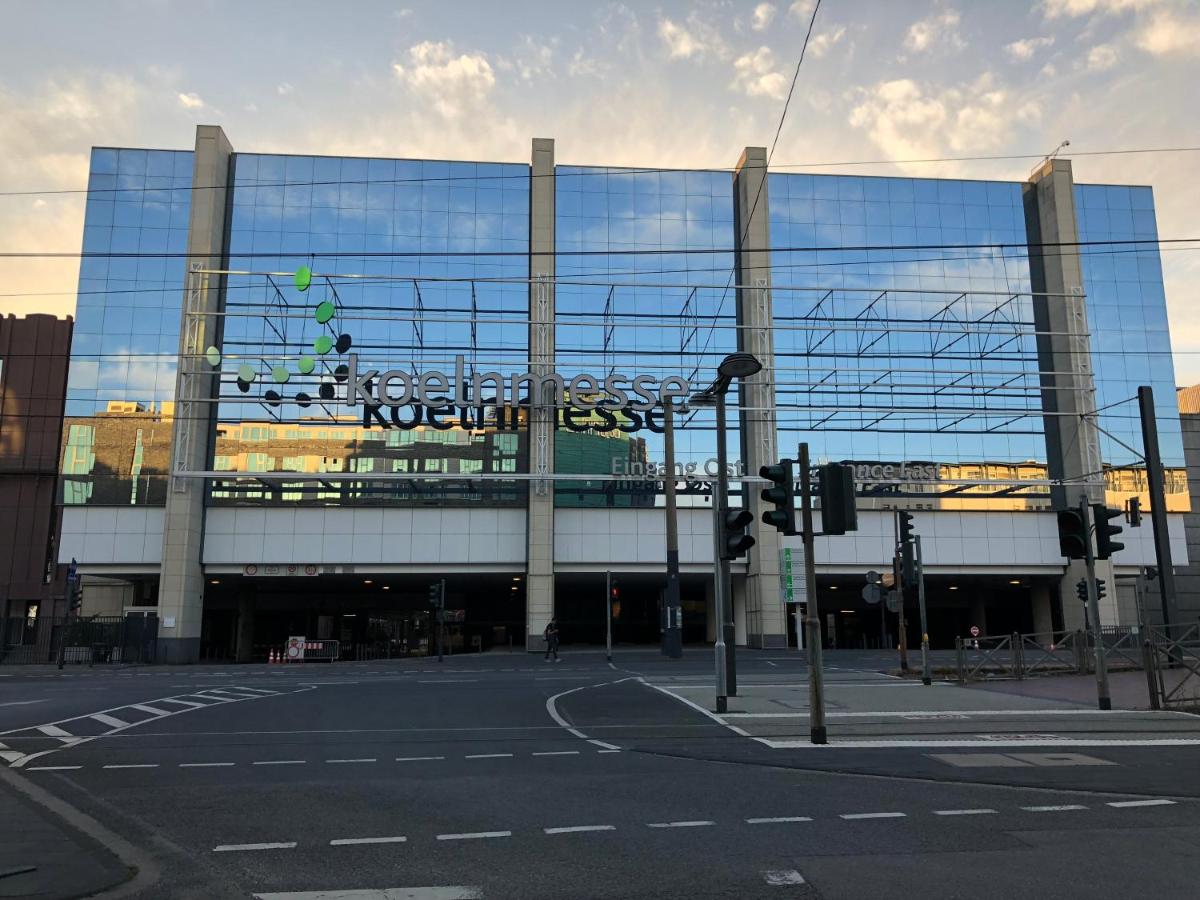 Suitetrails - City Luxus Appartement nähe Köln Messe - LANXESS Arena