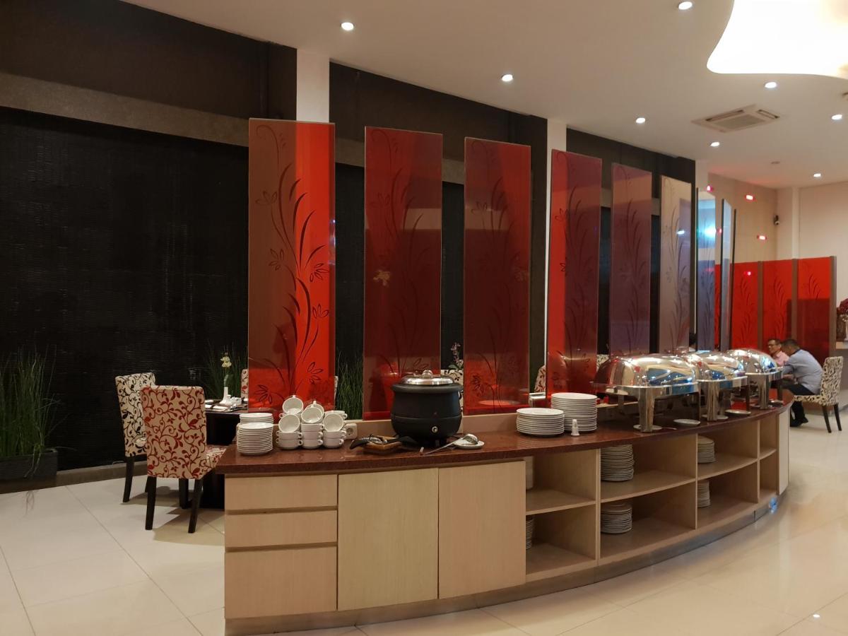 Scarlet Kebon Kawung Hotel - Housity
