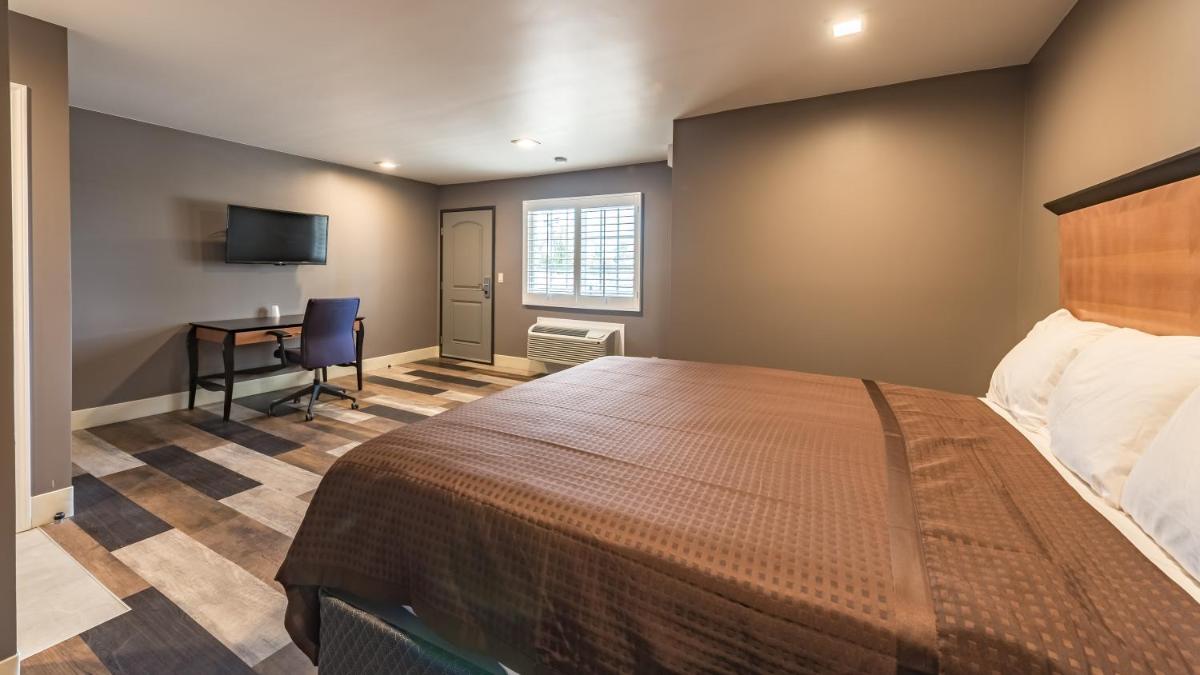 Plaza Inn - Housity