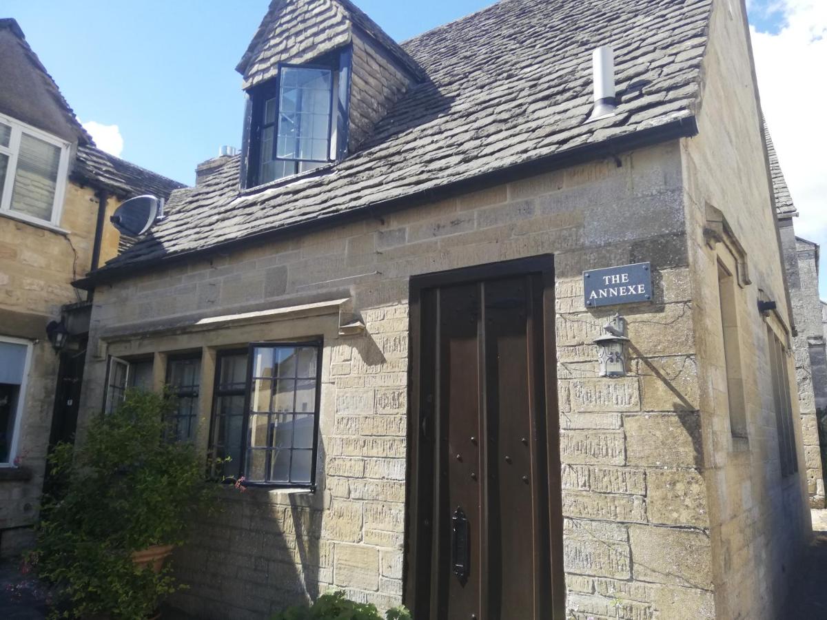 Troy House - Housity