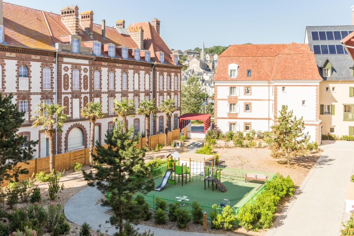 Jardin de l'établissement Résidence Pierre & Vacances Premium Presqu'Ile de la Touques