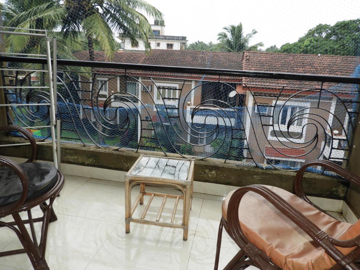 AF-6 Candolim with shared pool - Housity
