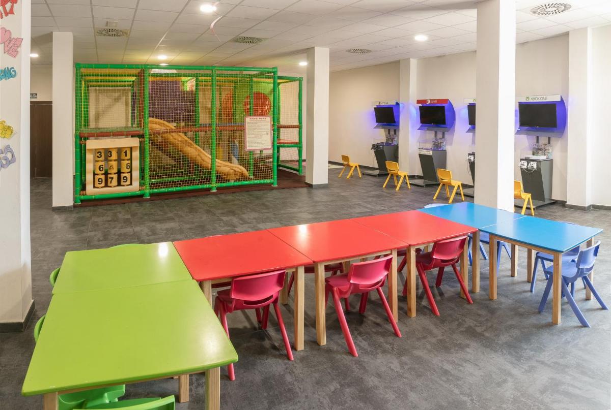 Club infantil en Magic Natura Resort