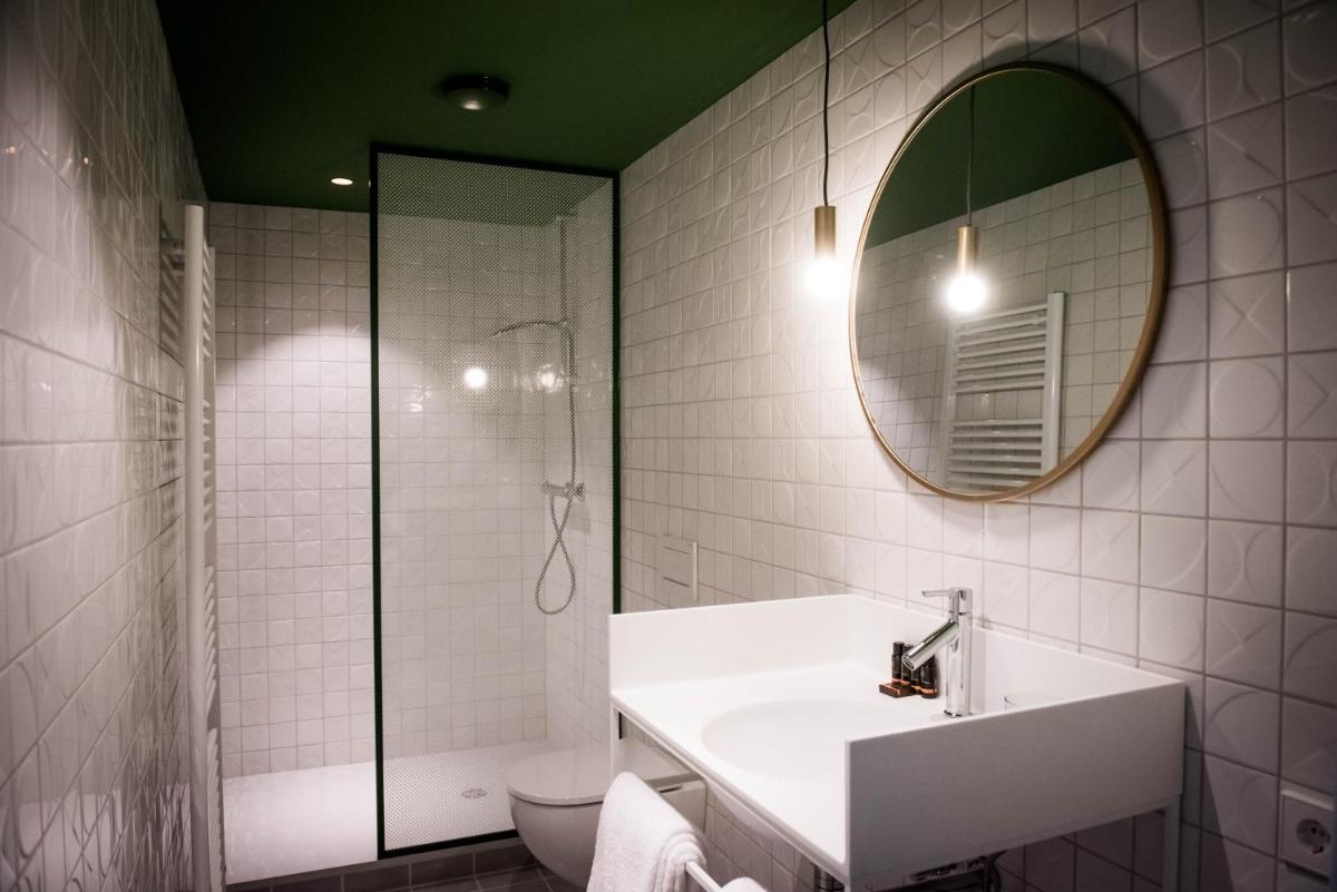 Fitz Roy Urban Hotel, Bar and Garden - Housity