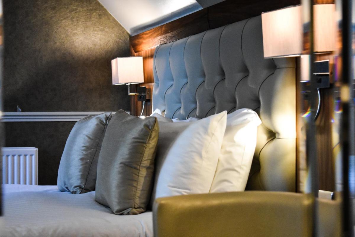 Dalziel Park Hotel - Housity