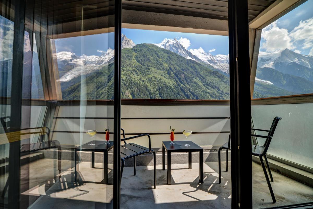Vue générale sur la montagne ou vue sur la montagne depuis l'hôtel