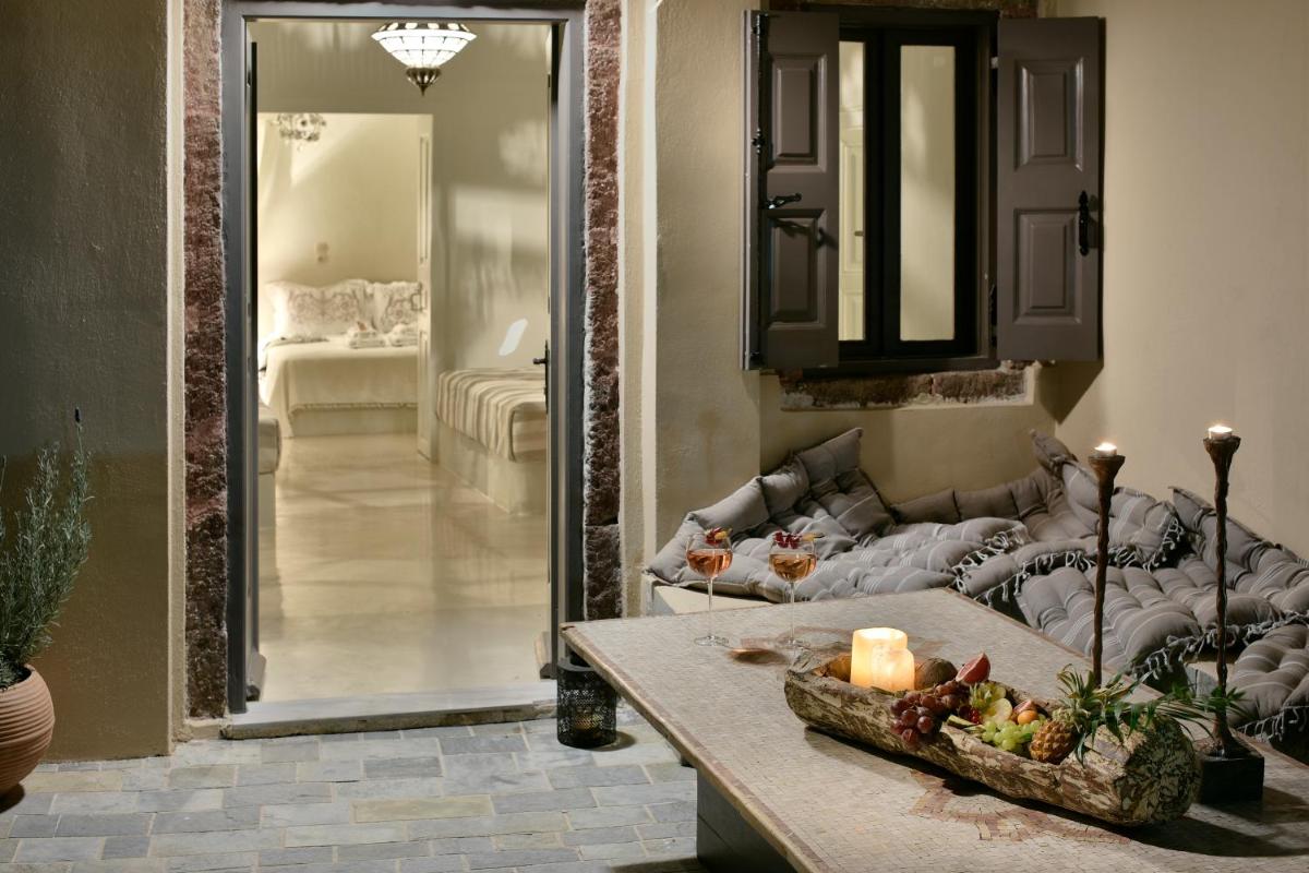 ALIA MANSION by K&K - Housity