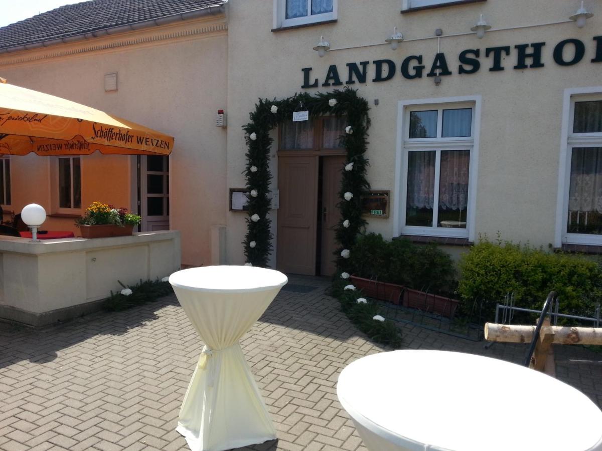 Landgasthof Graf Karstädt - Housity