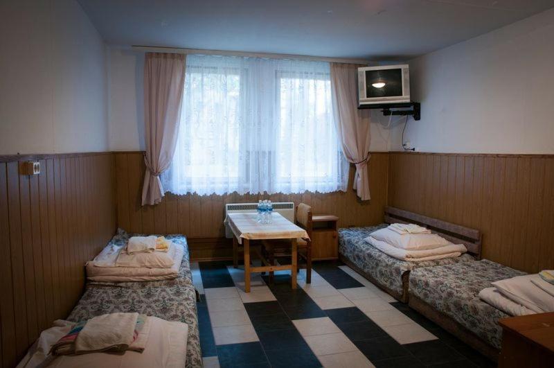 Centrum Szkolenia i Rekreacji Krasnobród - Housity