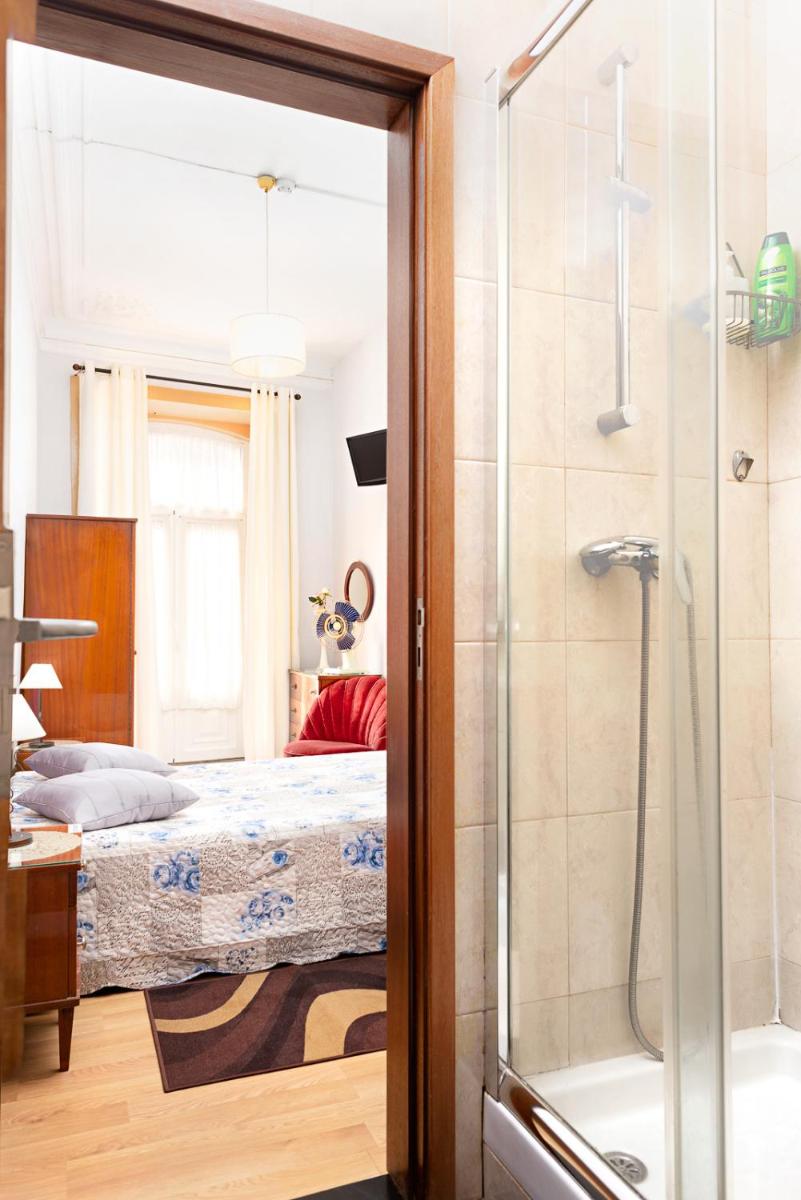 Suitetrails - Almada Guest House