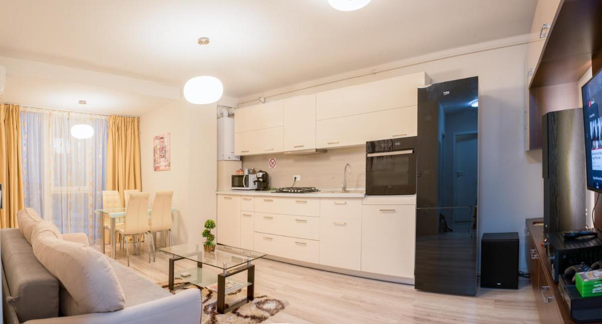 Pavel's Apartment - Housity