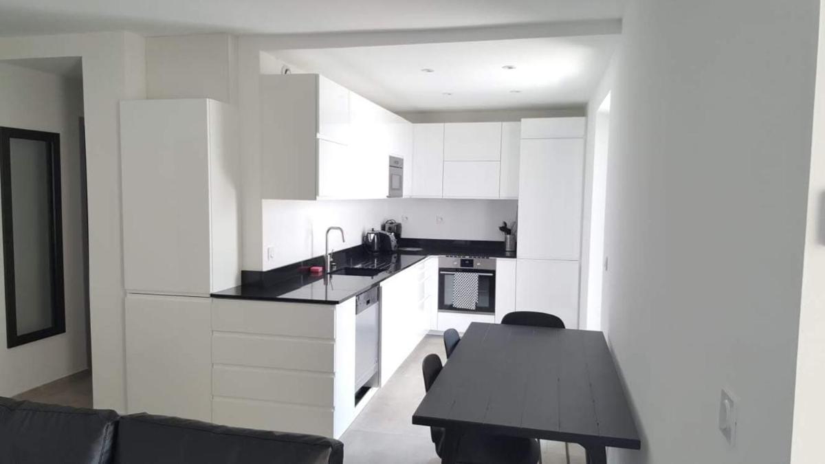 Anatole - T3 - Moderne - Climatisé - 1er étage - Très grande terrasse - Vue magnifique et dégagée - Housity
