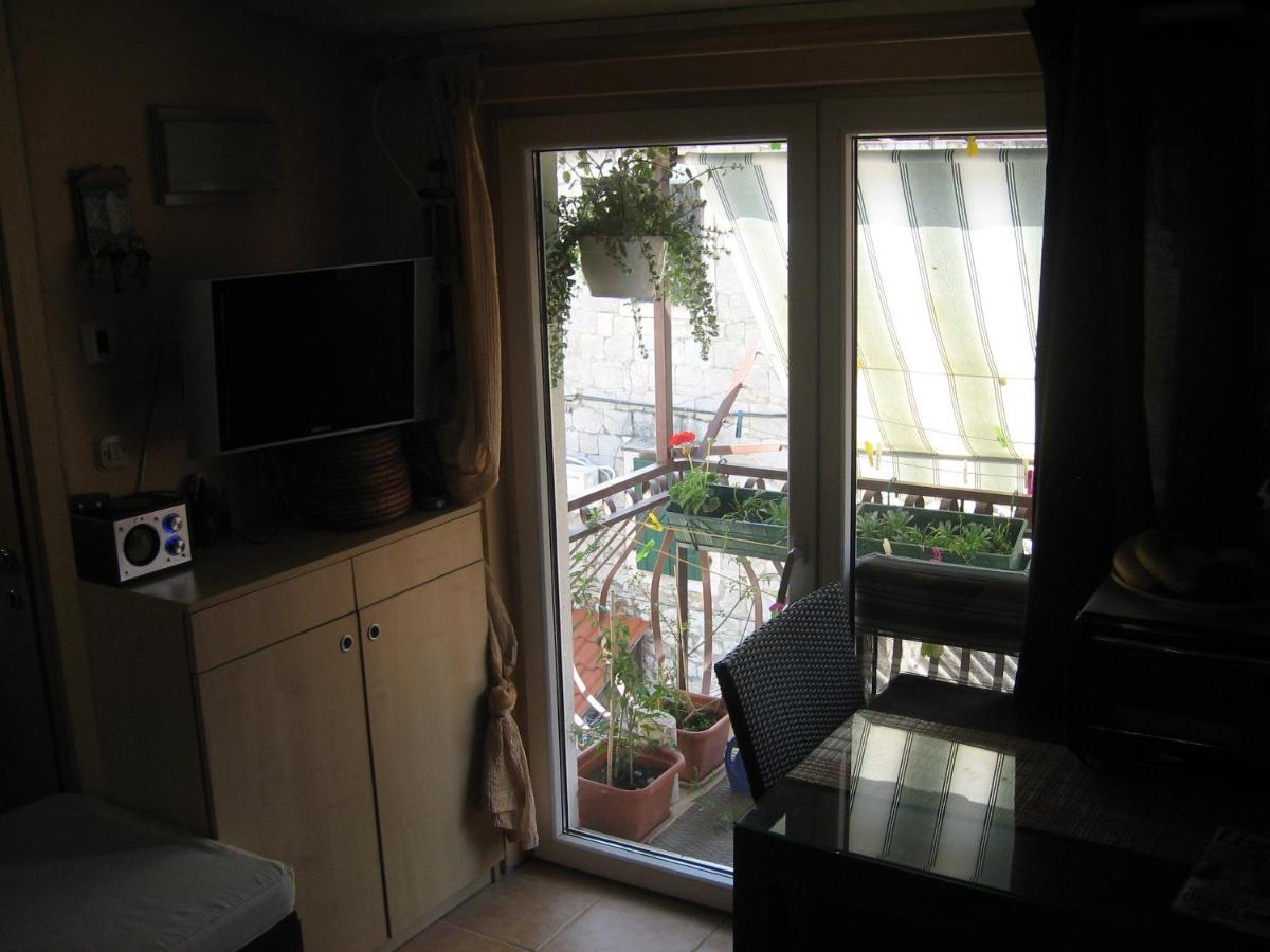 Split Central Guesthouse - Housity