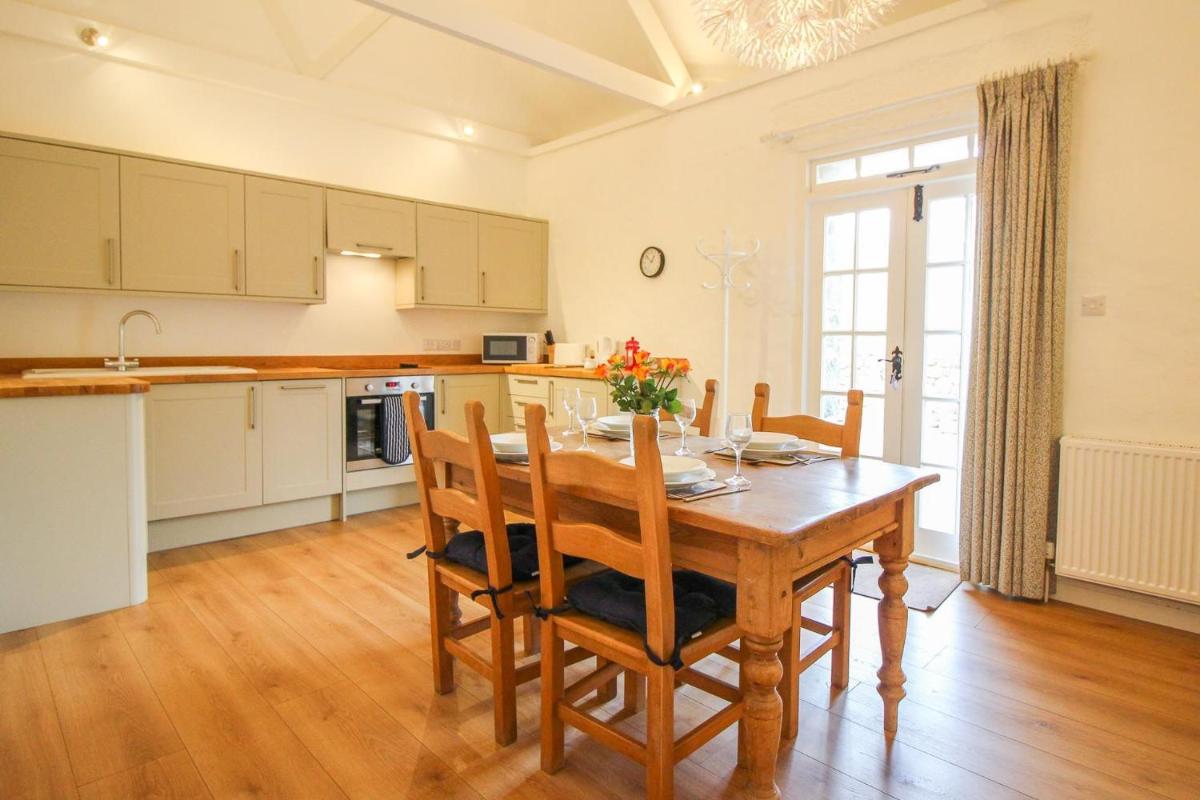 Mohun Cottage - Housity
