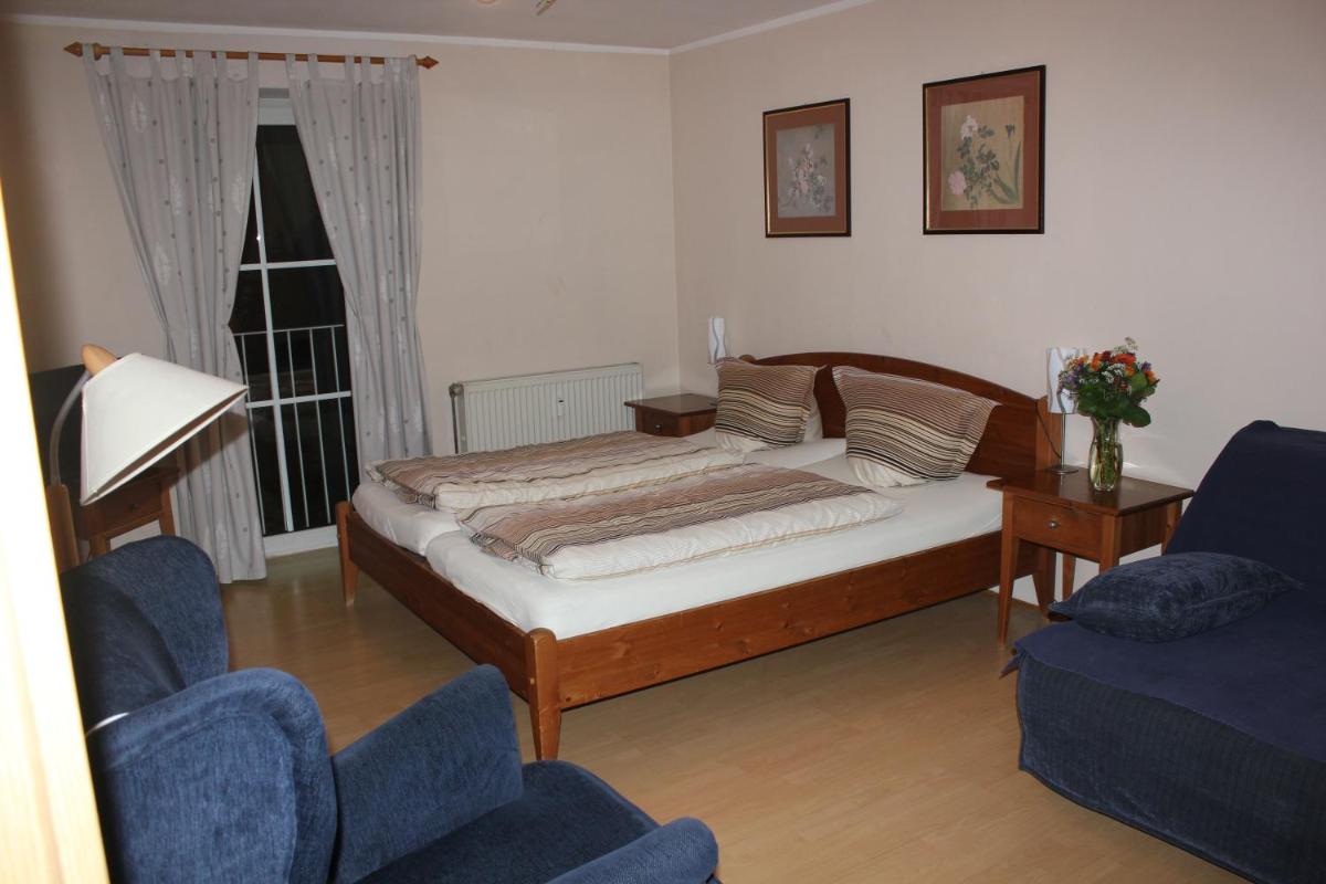 Ferienwohnungen-Goldbach Erdgeschoss - Housity