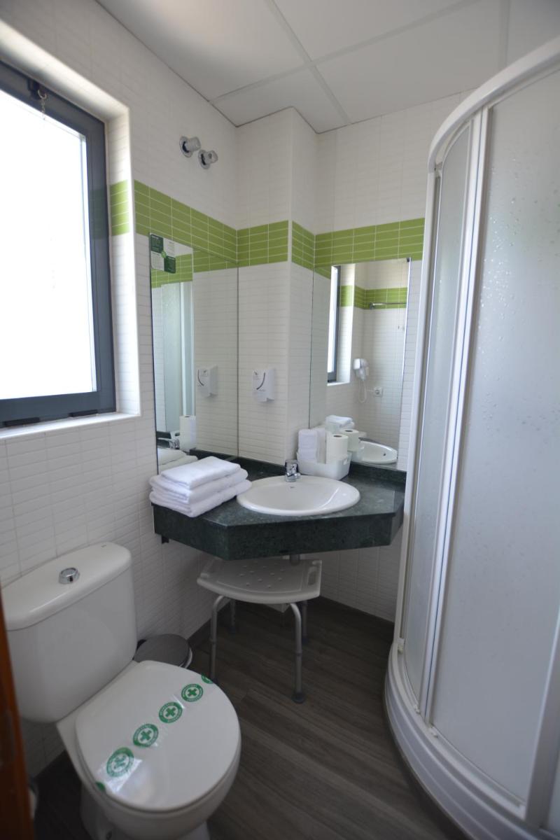 Hotel Vista al Sol - Housity