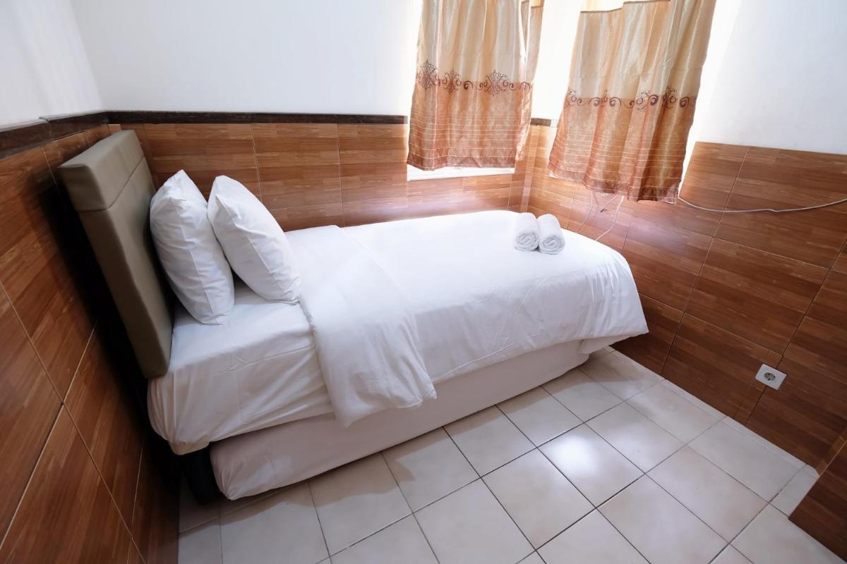 Cozy 2BR Mediterania Palace Kemayoran near to Jiexpo Kemayoran By Travelio - Hizvo