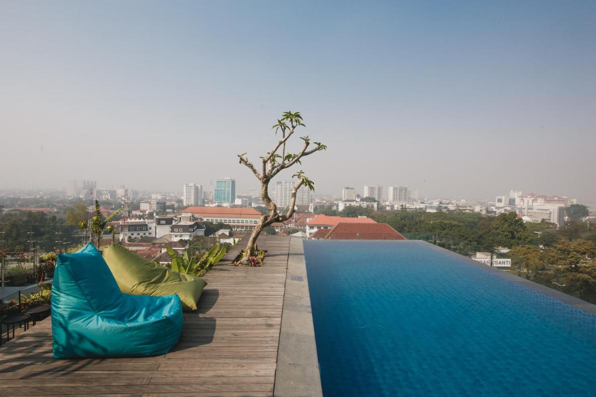 Janevalla Bandung - Housity