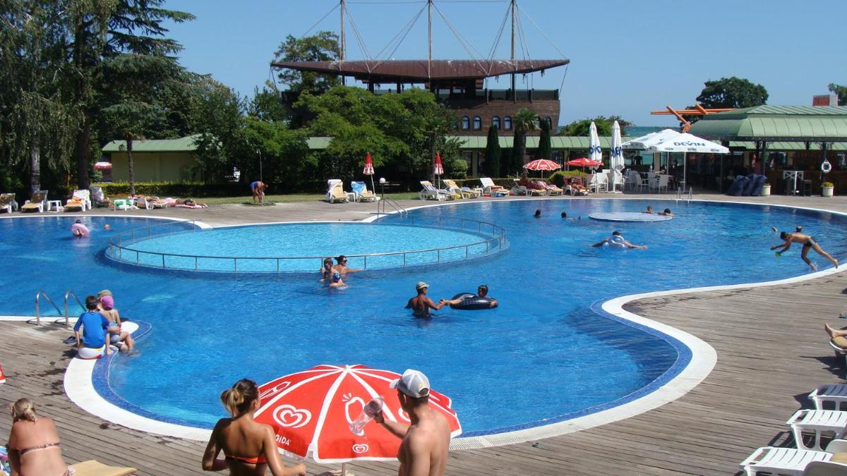 Admiral Apartments - Housity