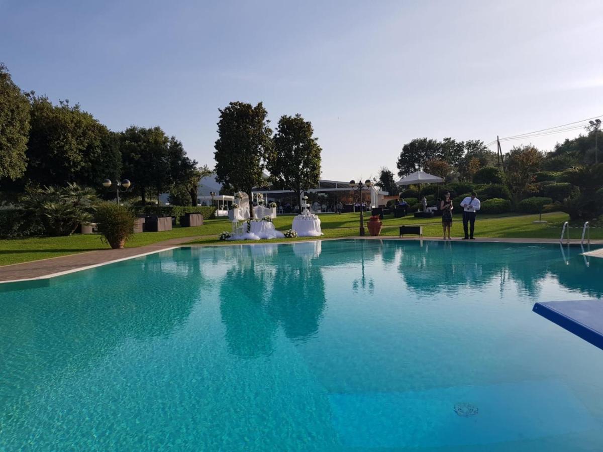 Sunny Palace Hotel Restaurant - Housity