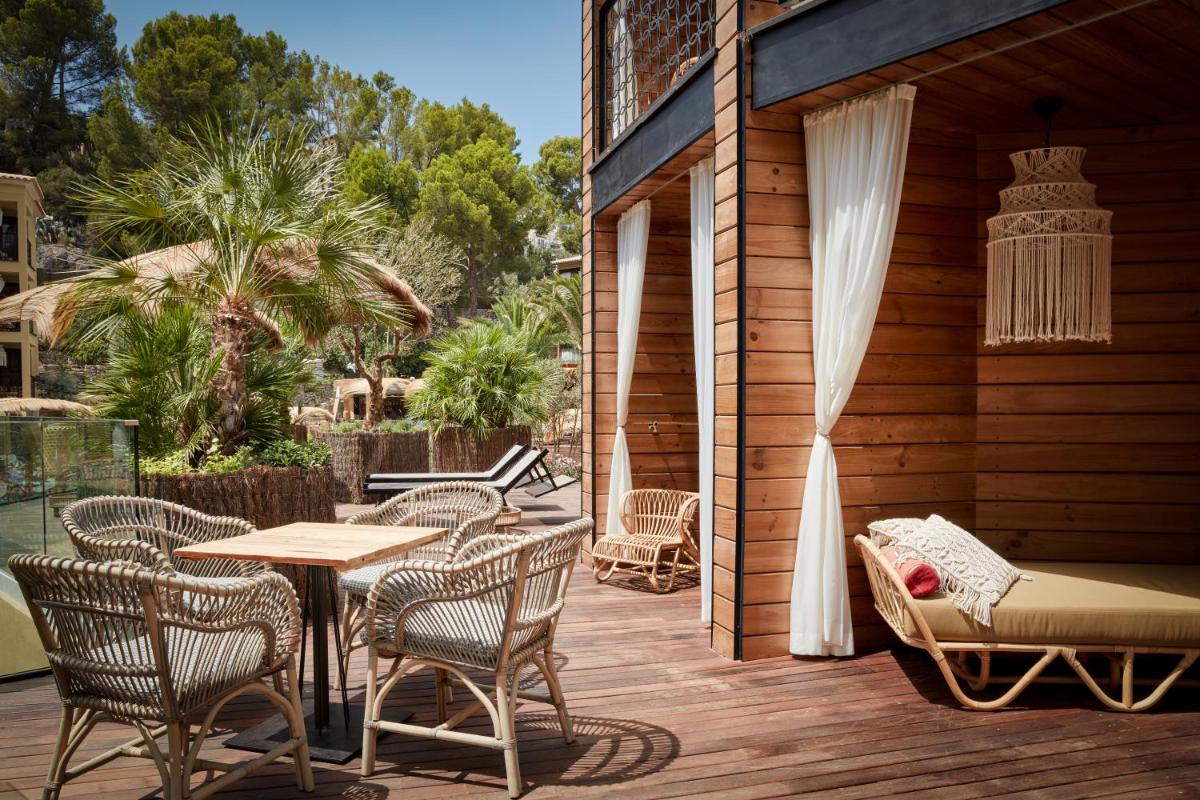 Un balcón o terraza de Bikini Island & Mountain Port de Soller "Adults only"