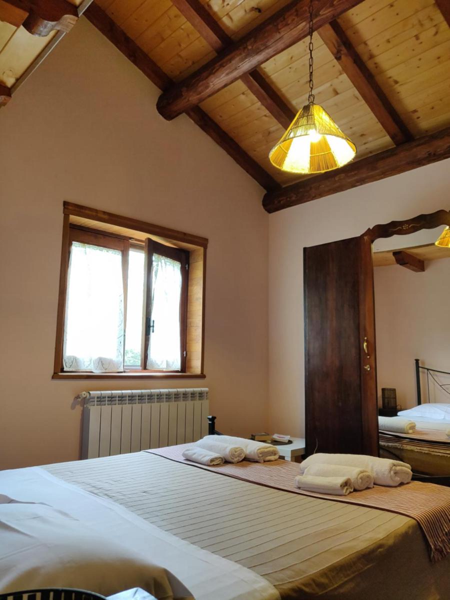 Mount Etna Chalet - Housity