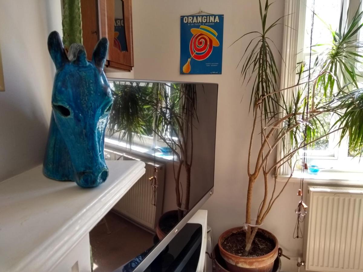 Stunning Retro  in central Brighton - Housity