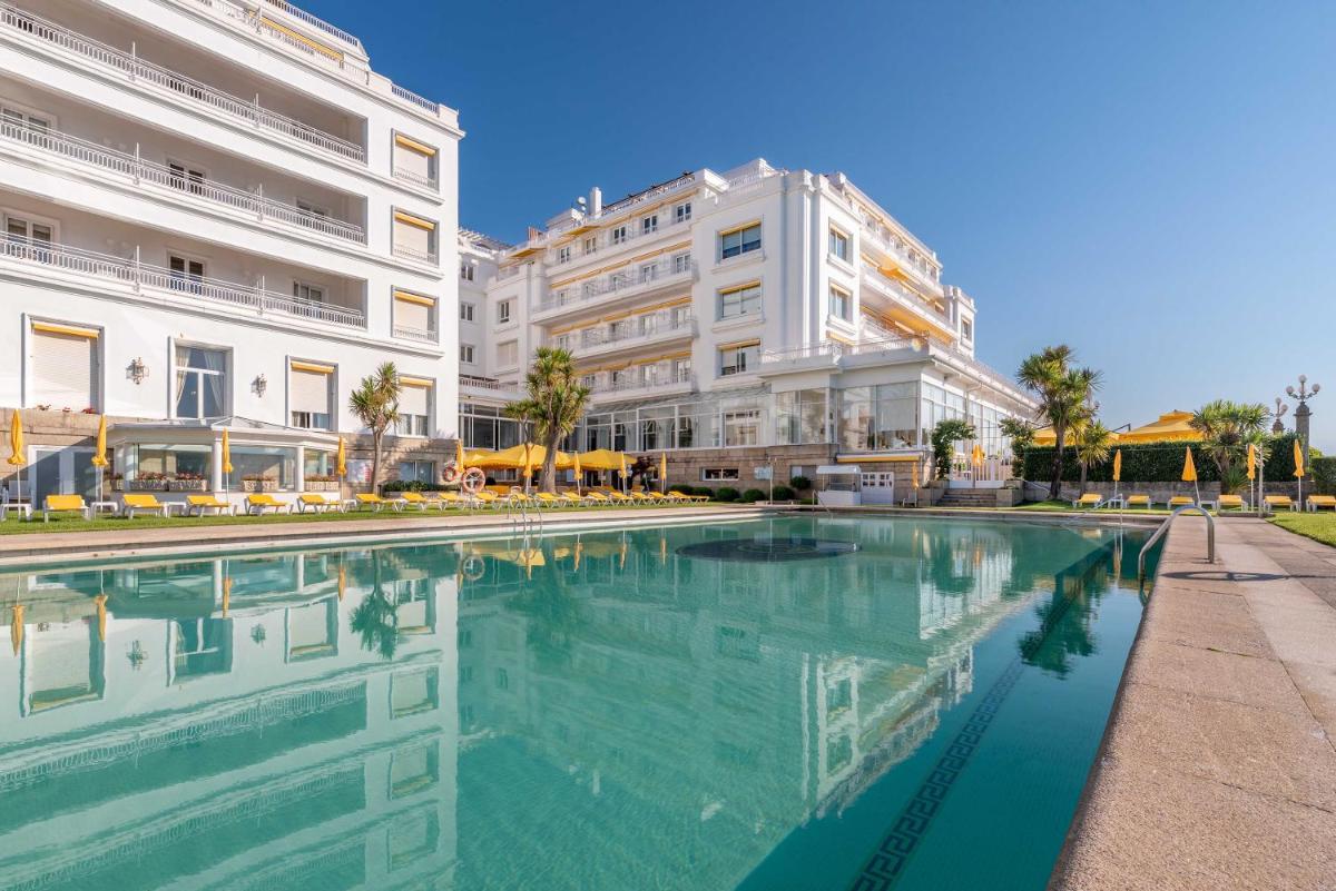 Piscina en o cerca de Eurostars Gran Hotel La Toja