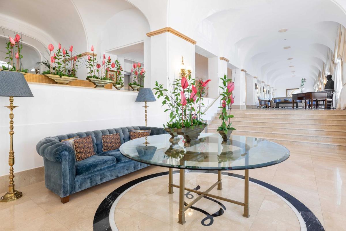Zona de estar de Eurostars Gran Hotel La Toja