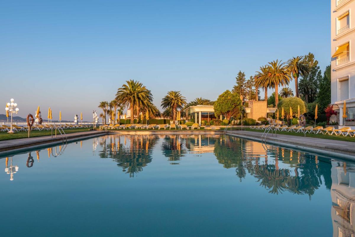 Piscina en o cerca de Eurostars Gran Hotel La Toja