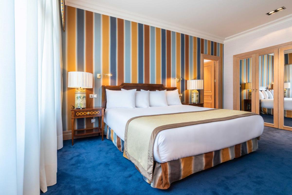Cama o camas de una habitación en Eurostars Gran Hotel La Toja