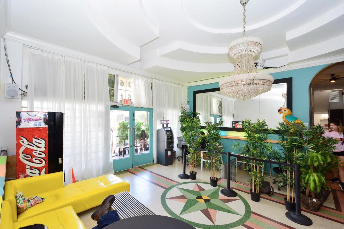 South Beach Rooms and Hostel - Housity