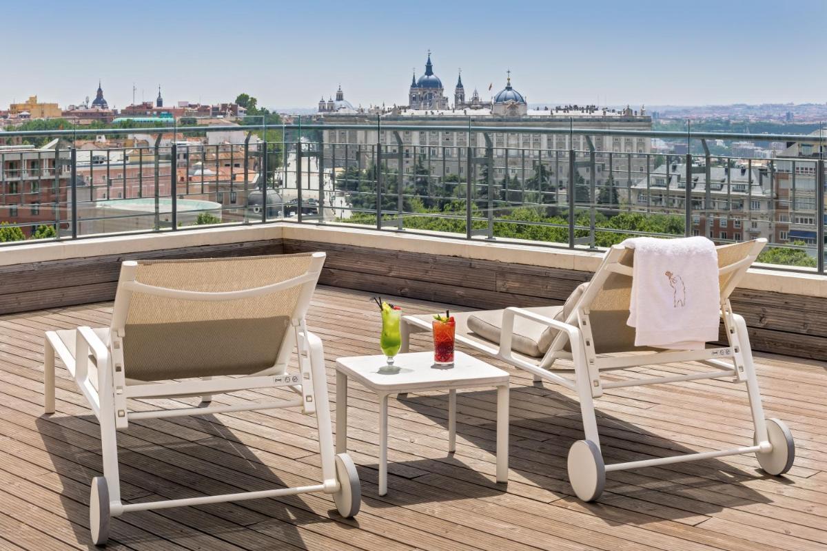 Un balcón o terraza de Barceló Torre de Madrid