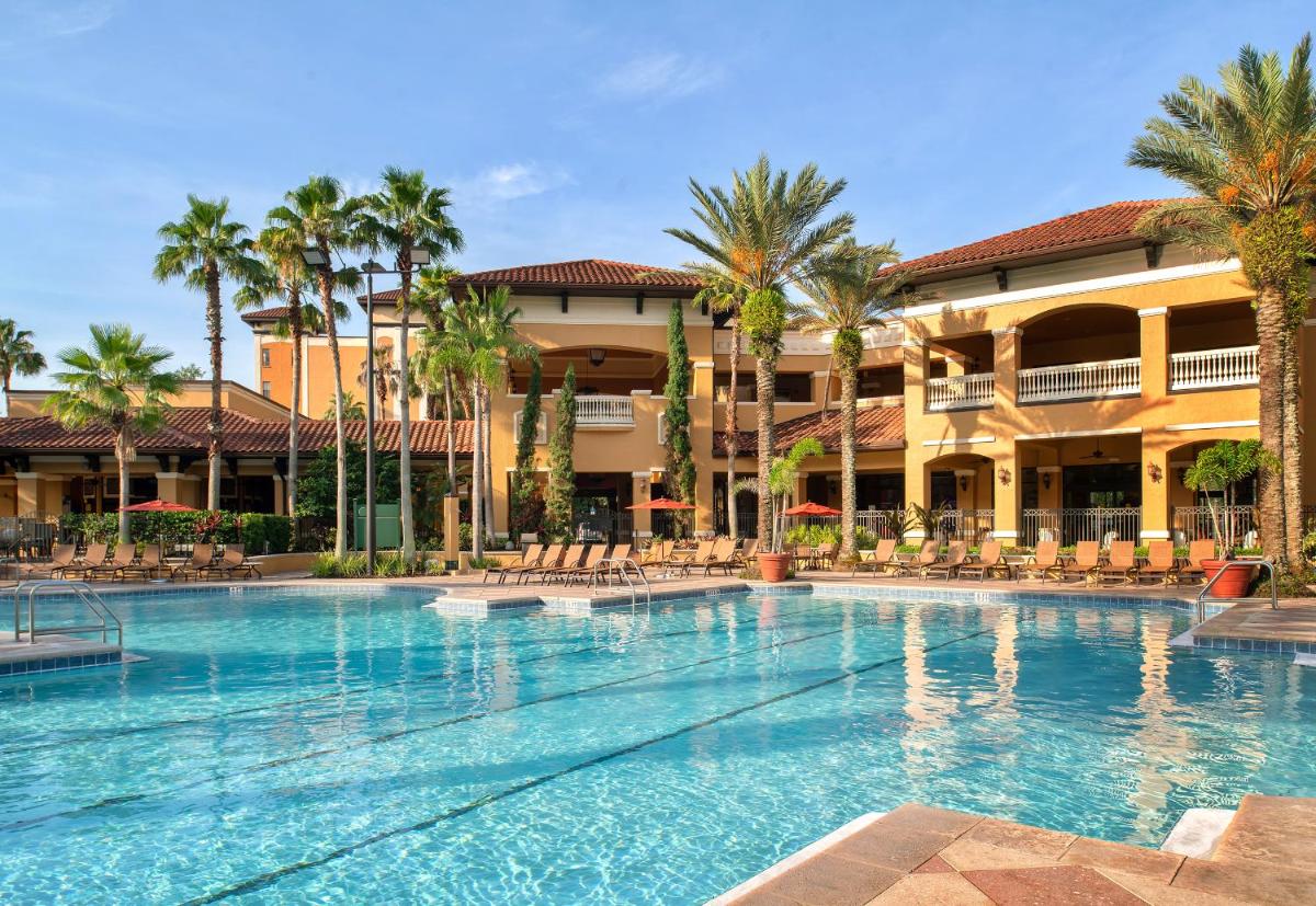 Floridays Orlando Two & Three Bed Rooms Condo Resort - Housity