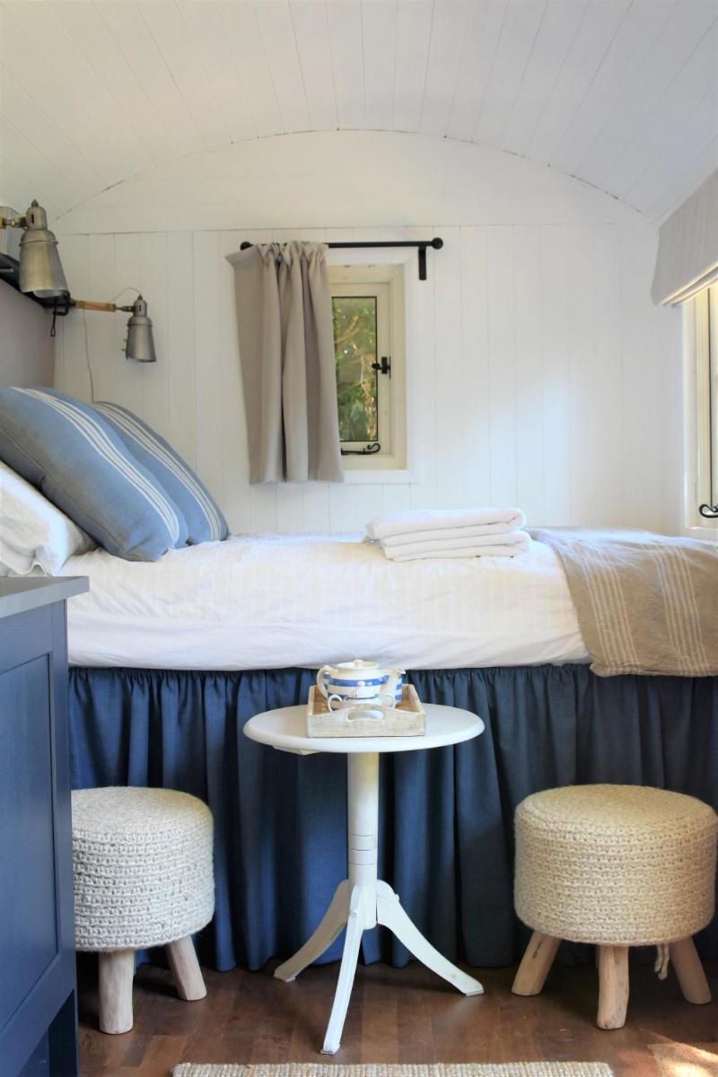 Purbeck Shepherd Huts - Housity