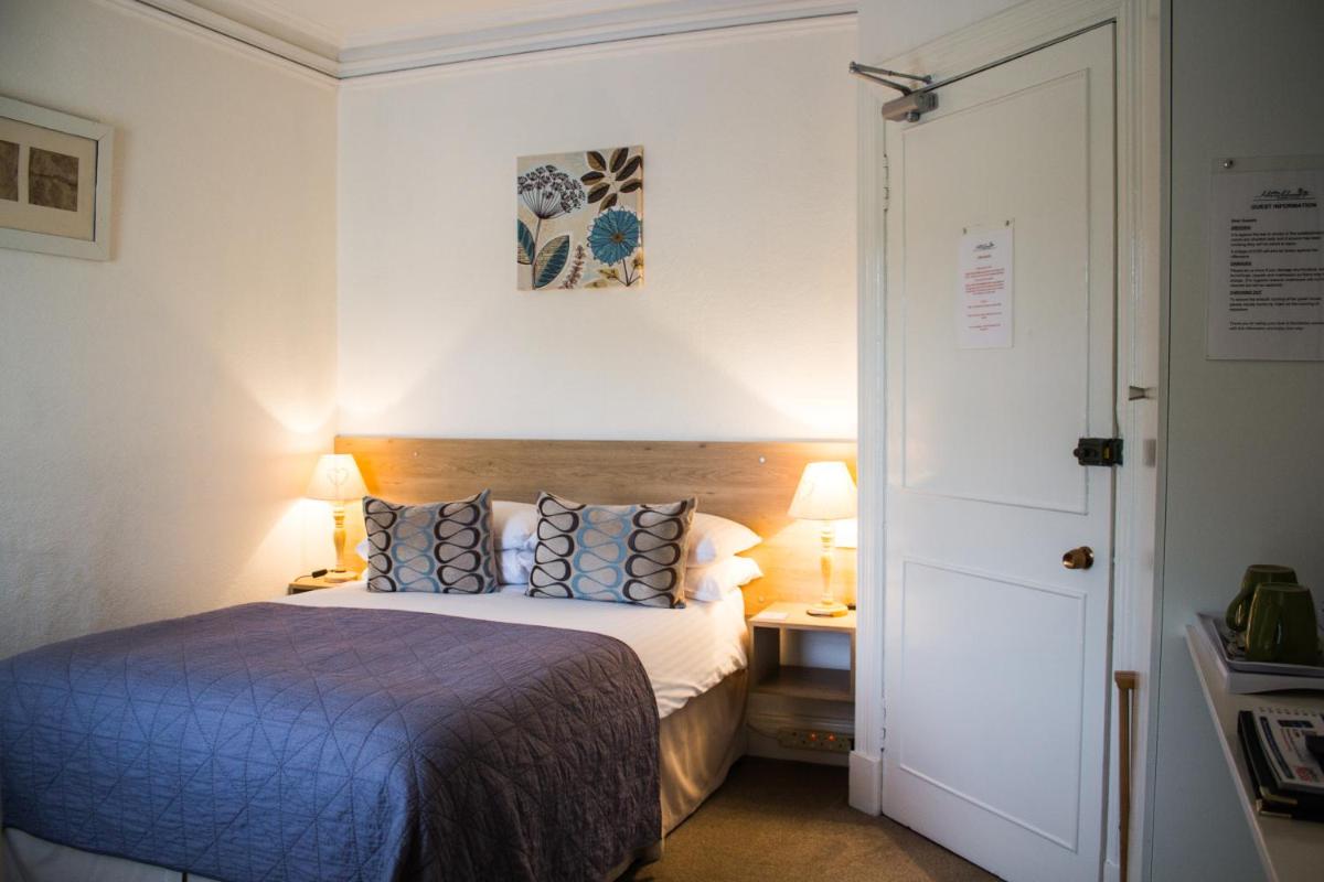 Suitetrails - Hazeldene Guest House