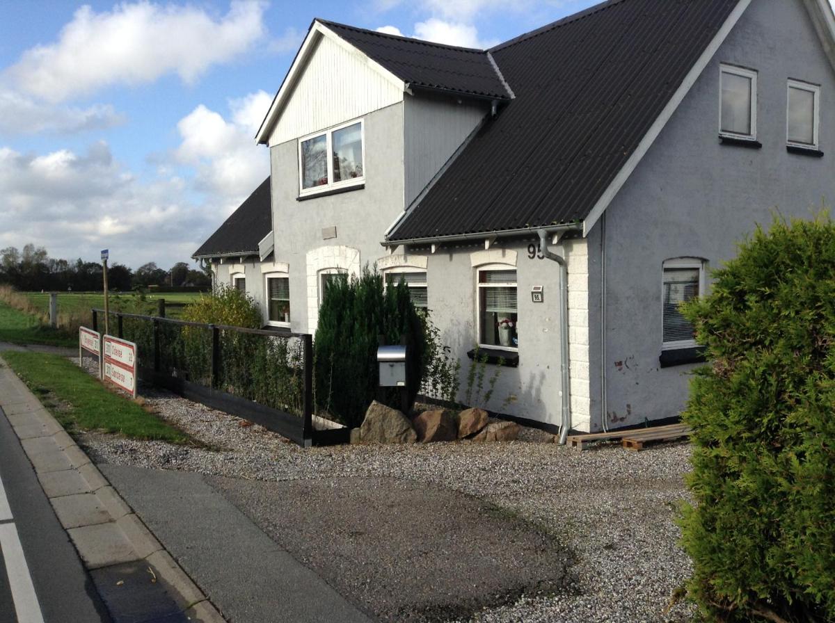 Svalegaarden Guesthouse - Housity