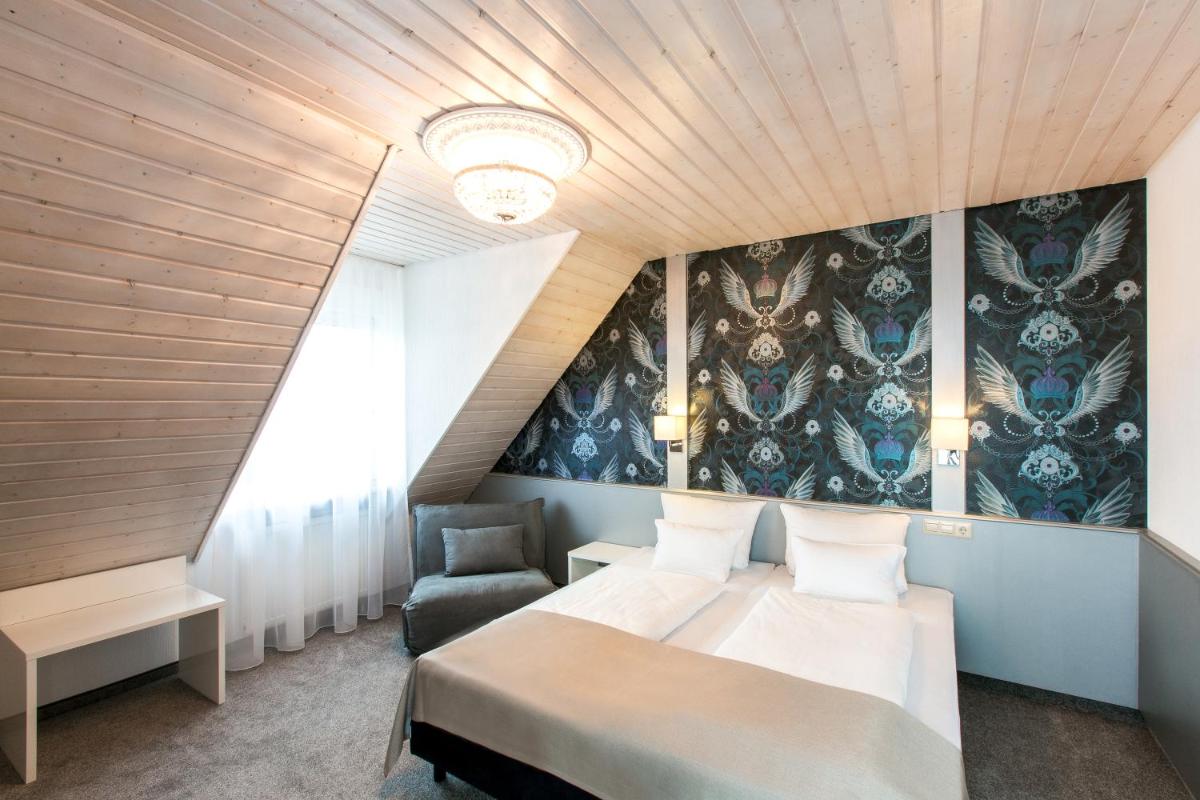 Hotel Hellers Twenty Four II -24h-Check-In- - Housity