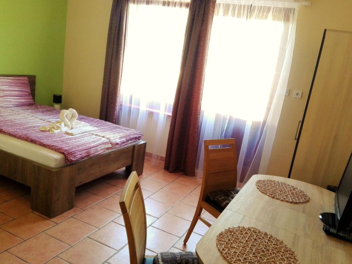Kerékvár apartman Gyula - Housity