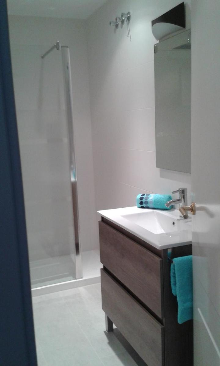 Apartamentos Granada Sierra - Housity