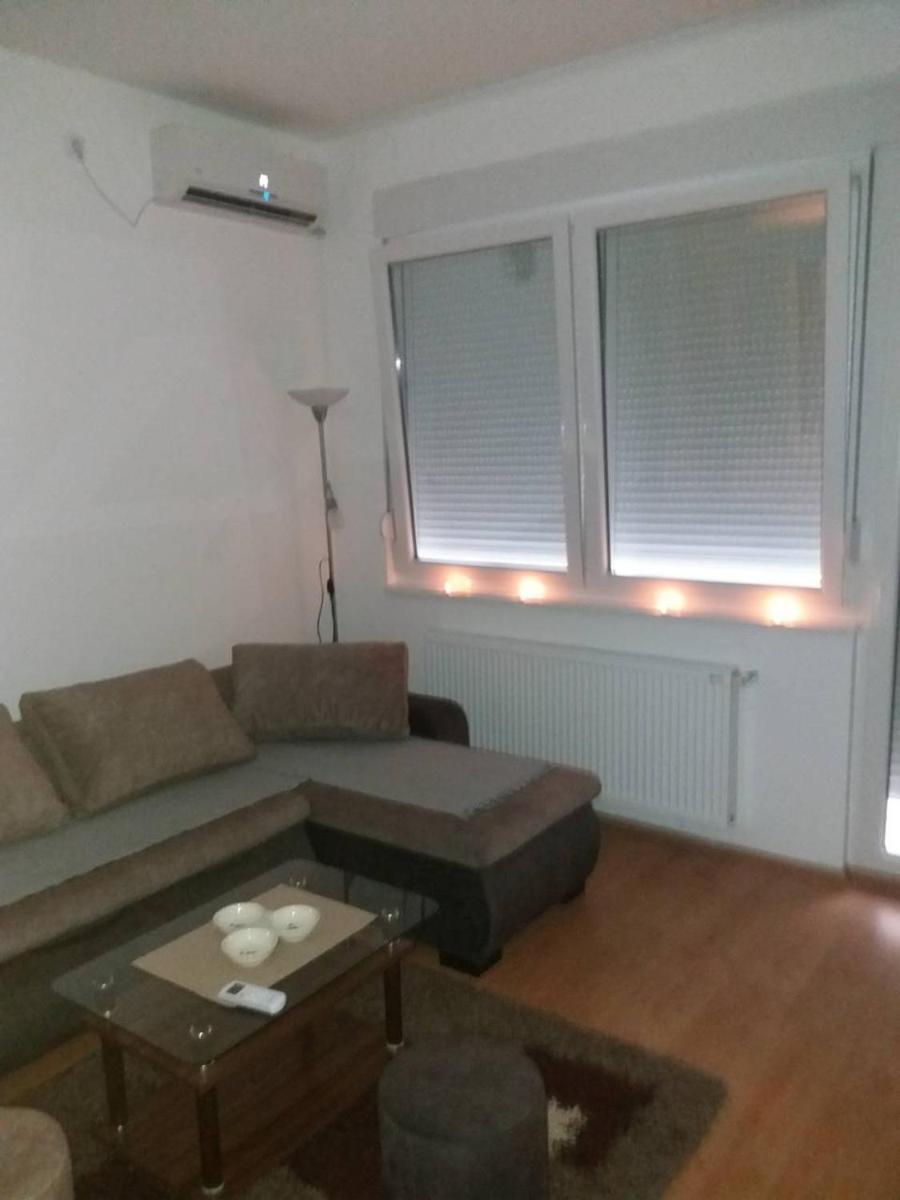 Apartman Ksenija - Housity
