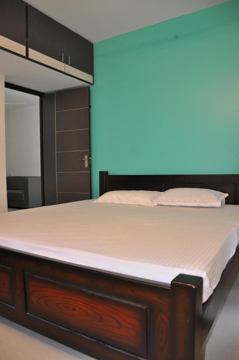Moonlight Residency - Housity