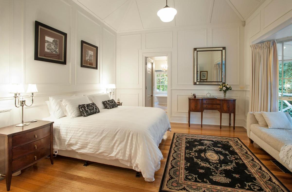 Moulton Park Estate - Homestead - Housity