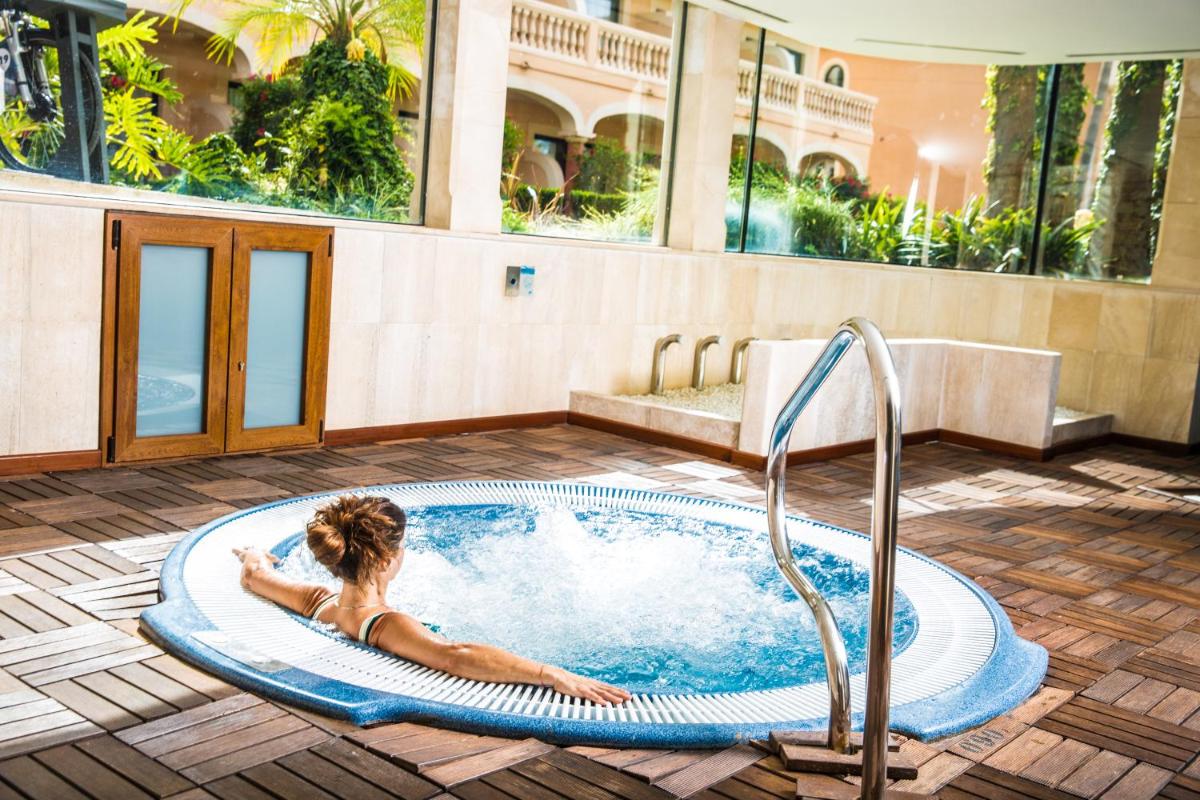 Mon Port Hotel & Spa - Housity