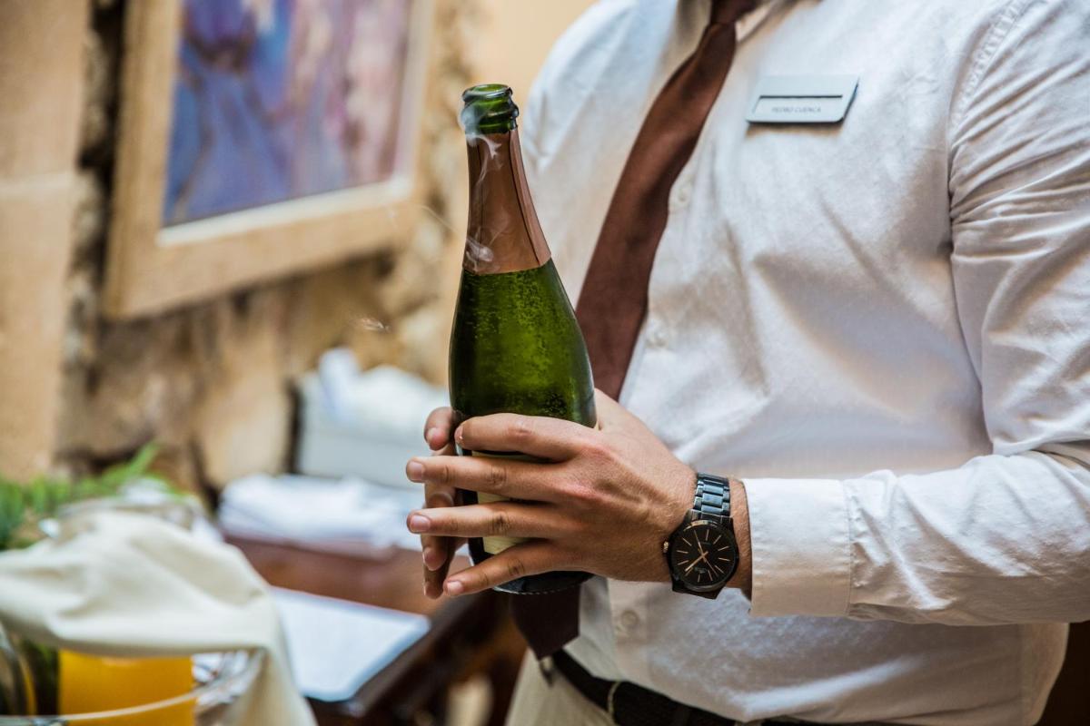 Bebidas en Mon Port Hotel & Spa