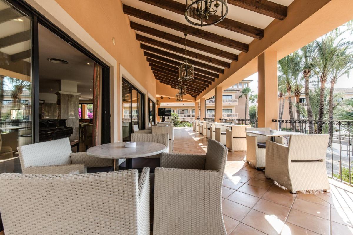 Zona de estar de Mon Port Hotel & Spa