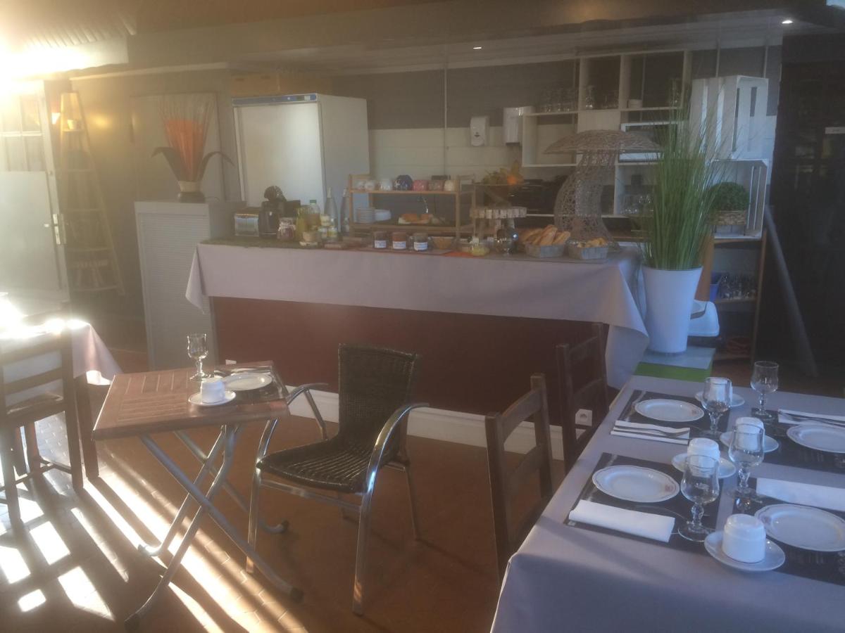 L'Auberge du Lac - Housity