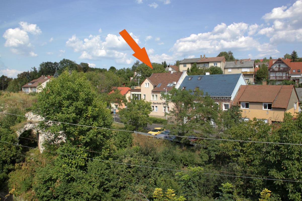 Orient Apartmanház - Housity